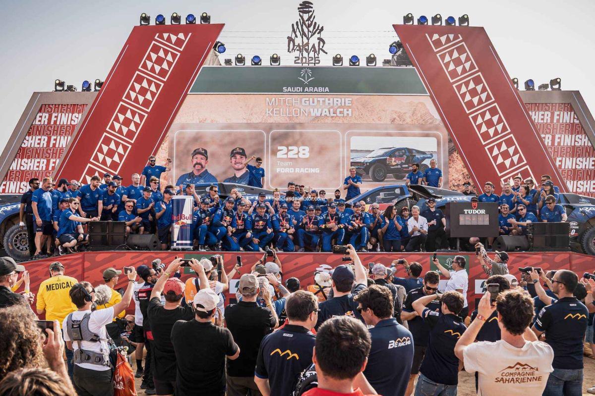 MÁS QUE UN PODIO EN EL DAKAR 2026: UNA HAZAÑA DE EQUIPO EN EL DESIERTO - POR NANI ROMA MÁS QUE UN PODIO EN EL DAKAR 2026: UNA HAZAÑA DE EQUIPO EN EL DESIERTO - POR NANI ROMA