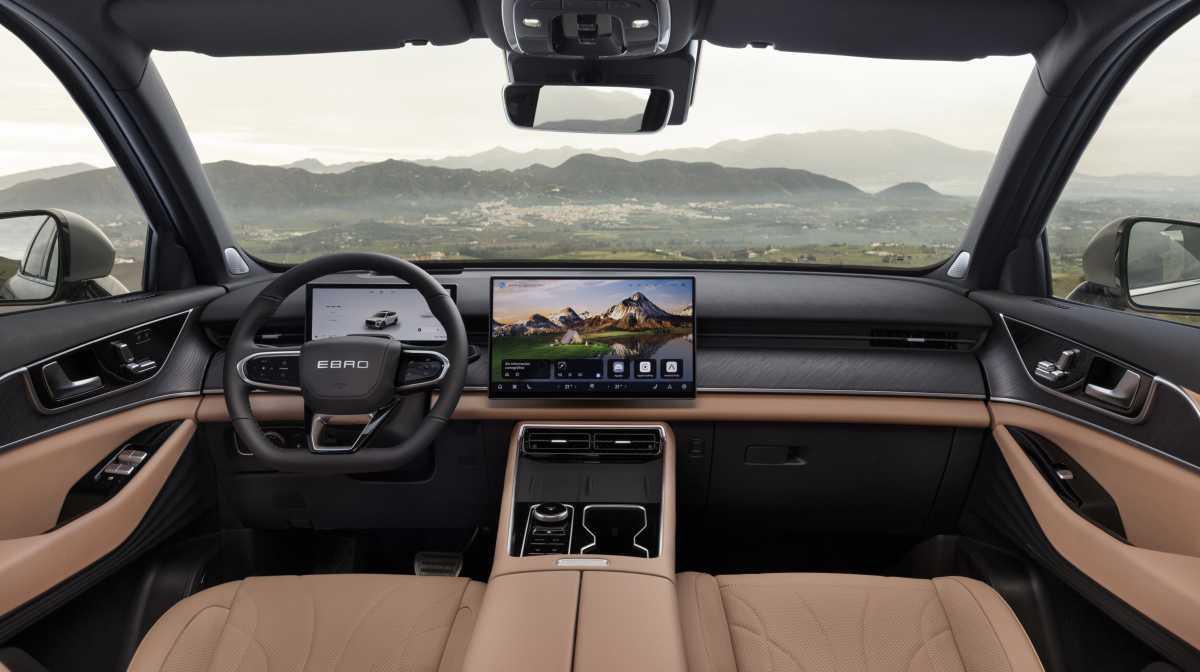 EBRO S900 PHEV 4X4: Entre tradición y vanguardia EBRO S900 PHEV 4X4: Entre tradición y vanguardia