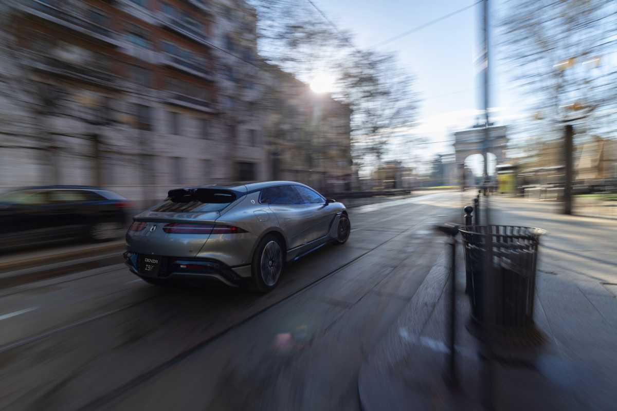 LA E3 PLATFORM DEL DENZA Z9GT Y SUS CINCO MANIOBRAS QUE REDEFINEN LOS ESTÁNDARES DE LOS VEHÍCULOS PREMIUM