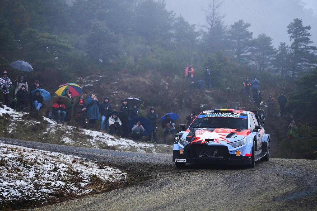 Rally de Montecarlo: Hyundai Motorsport remonta y sobrevive para mantenerse en la lucha