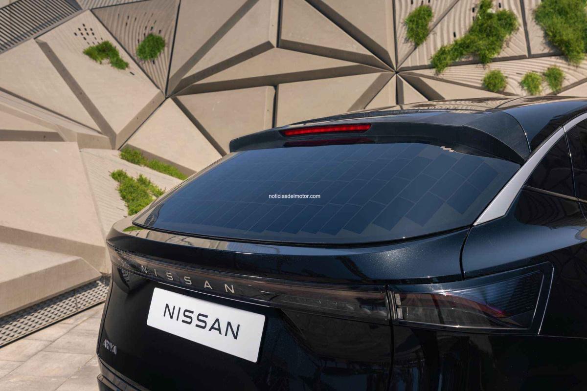 Conduciendo al sol: Nissan celebra el Día de la Energía Limpia con un Ariya alimentado por energía solar