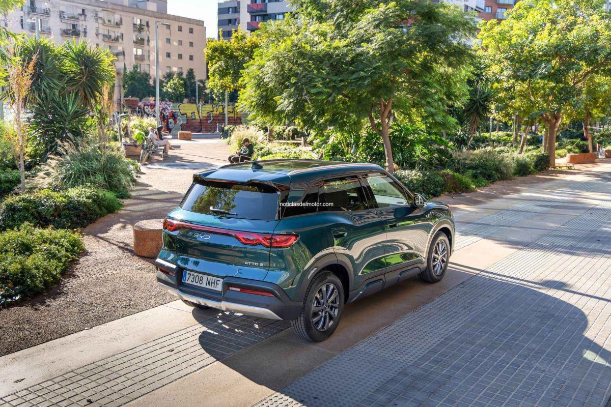 EL ESPERADO BYD ATTO 2 DM-I HÍBRIDO ENCHUFABLE LLEGA A LOS CONCESIONARIOS ESPAÑOLES DESDE 20.940 EUROS