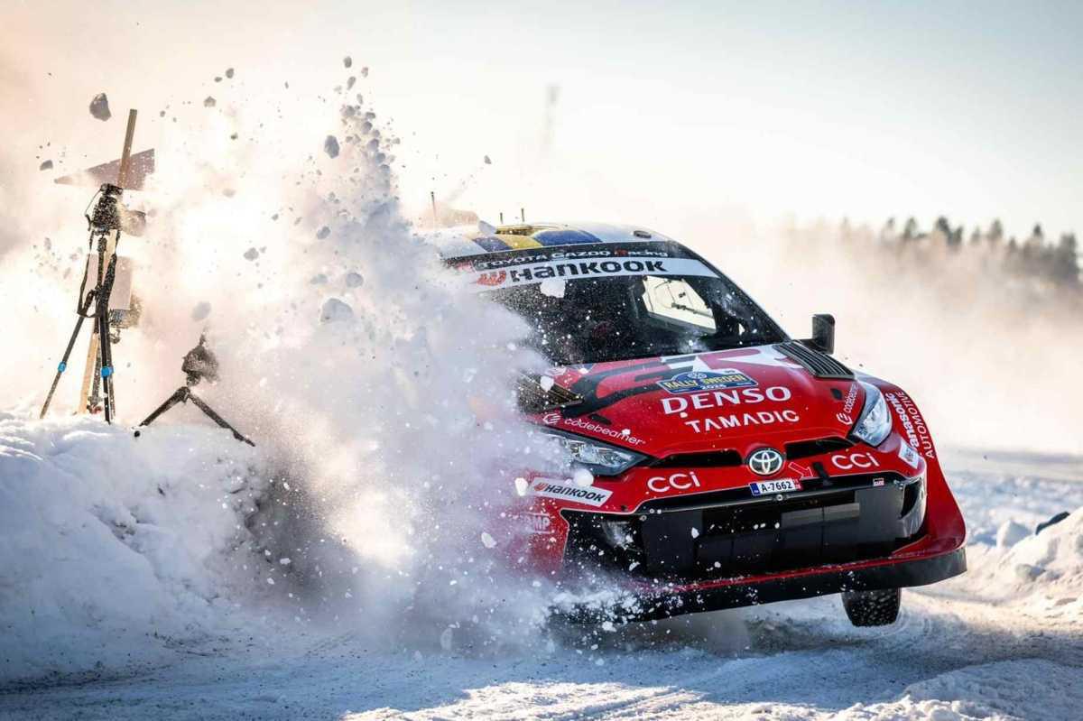 RALLY DE SUECIA: SOLBERG EMPIEZA MANDANDO