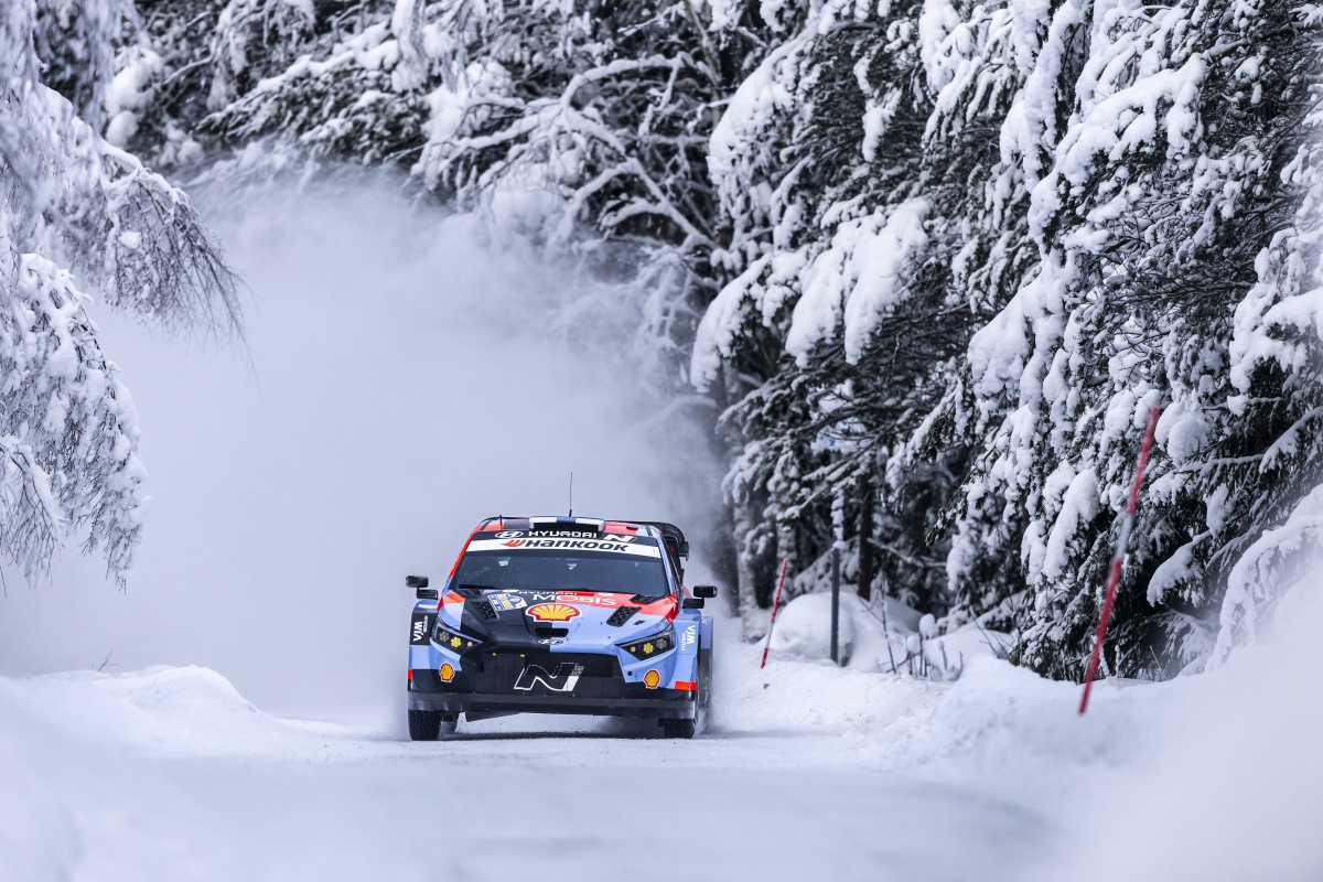 HYUNDAI MOTORSPORT: El Rally de Suecia termina con Adrien Fourmaux quinto y Thierry Neuville consiguiendo la victoria en el Power Stage