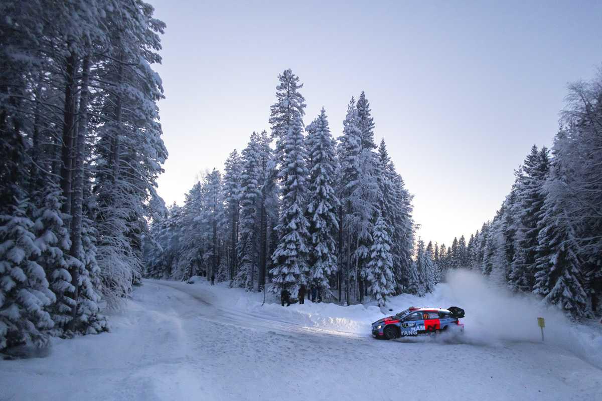 HYUNDAI MOTORSPORT: El Rally de Suecia termina con Adrien Fourmaux quinto y Thierry Neuville consiguiendo la victoria en el Power Stage