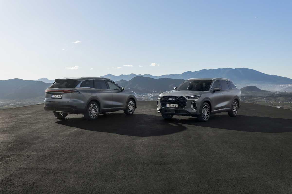 EBRO PRESENTA EN ZARAGOZA EL NUEVO S900 PHEV A EMPRESAS E INSTITUCIONES EN UN ACTO CELEBRADO EN MOBILITY CITY