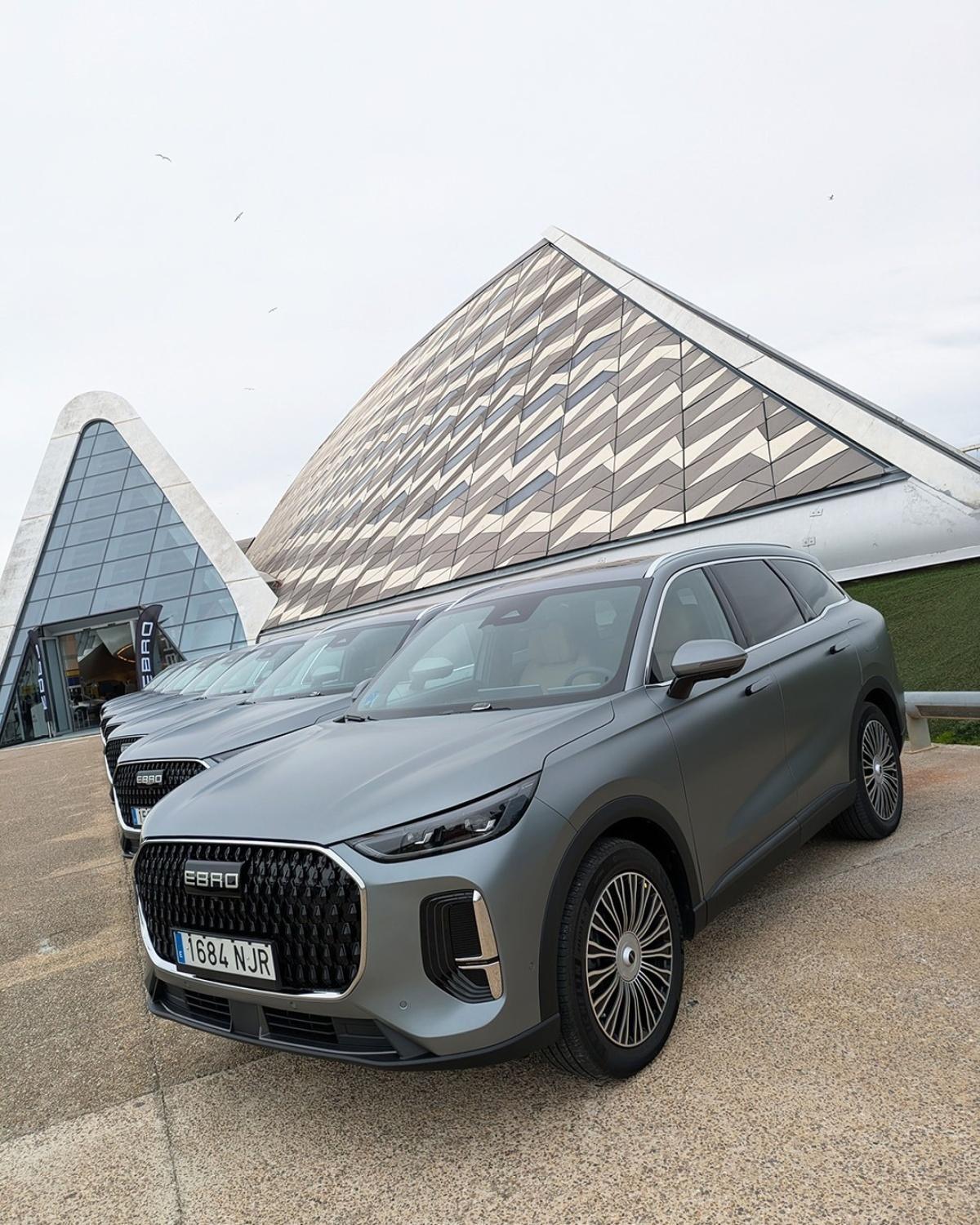 EBRO PRESENTA EN ZARAGOZA EL NUEVO S900 PHEV A EMPRESAS E INSTITUCIONES EN UN ACTO CELEBRADO EN MOBILITY CITY