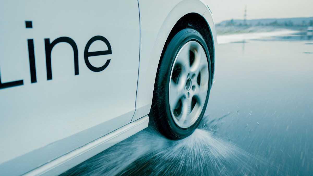 NEUMÁTICOS QUE HABLAN: LOS TALLERES VULCO SE PREPARAN PARA LA NUEVA GENERACIÓN DE NEUMÁTICOS CONECTADOS NEUMÁTICOS QUE HABLAN: LOS TALLERES VULCO SE PREPARAN PARA LA NUEVA GENERACIÓN DE NEUMÁTICOS CONECTADOS