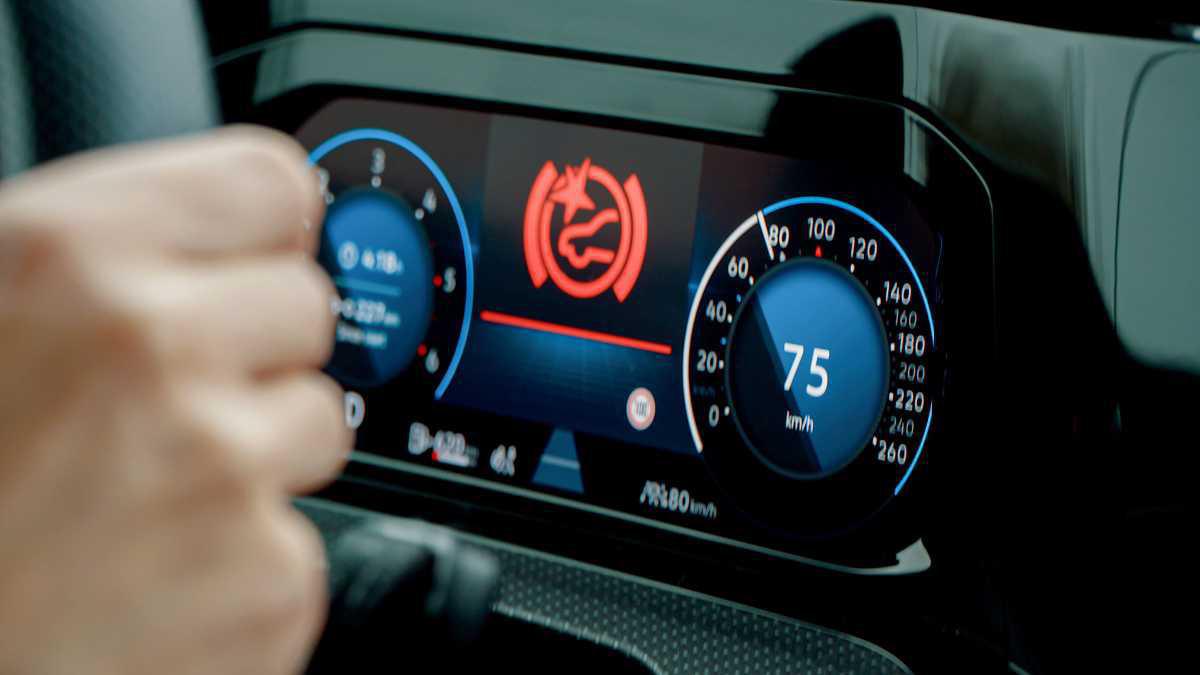 NEUMÁTICOS QUE HABLAN: LOS TALLERES VULCO SE PREPARAN PARA LA NUEVA GENERACIÓN DE NEUMÁTICOS CONECTADOS