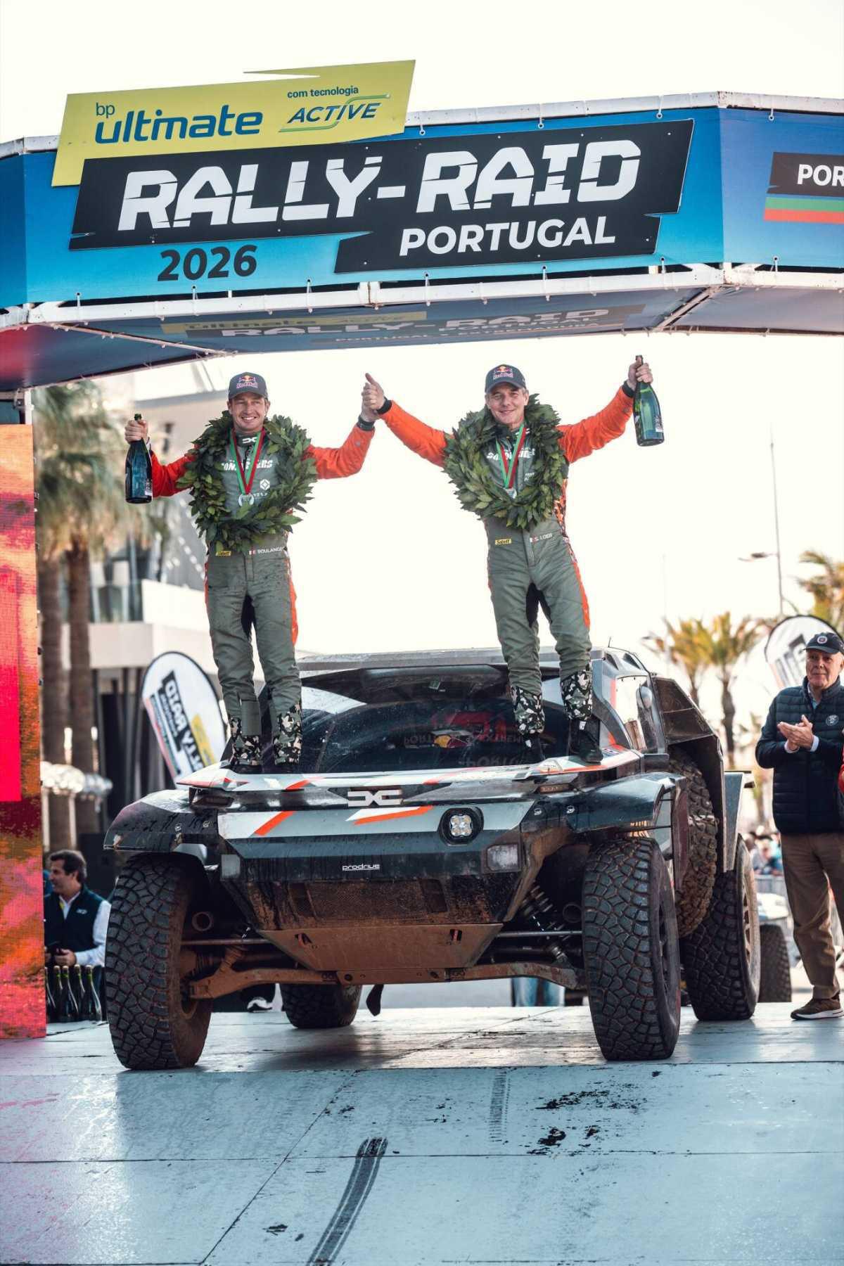 LOEB Y BOULANGER OTORGAN LA VICTORIA A LOS DACIA SANDRIDERS EN PORTUGAL