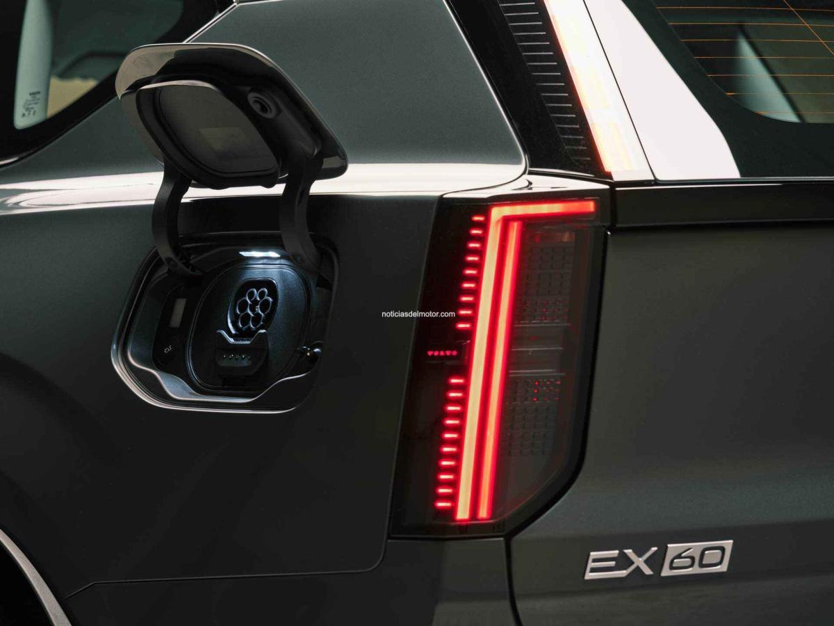 EL VOLVO EX60 ESTRENA EL CINTURÓN DE SEGURIDAD MULTIADAPTATIVO, UNA NUEVA INNOVACIÓN DE VOLVO EN SEGURIDAD