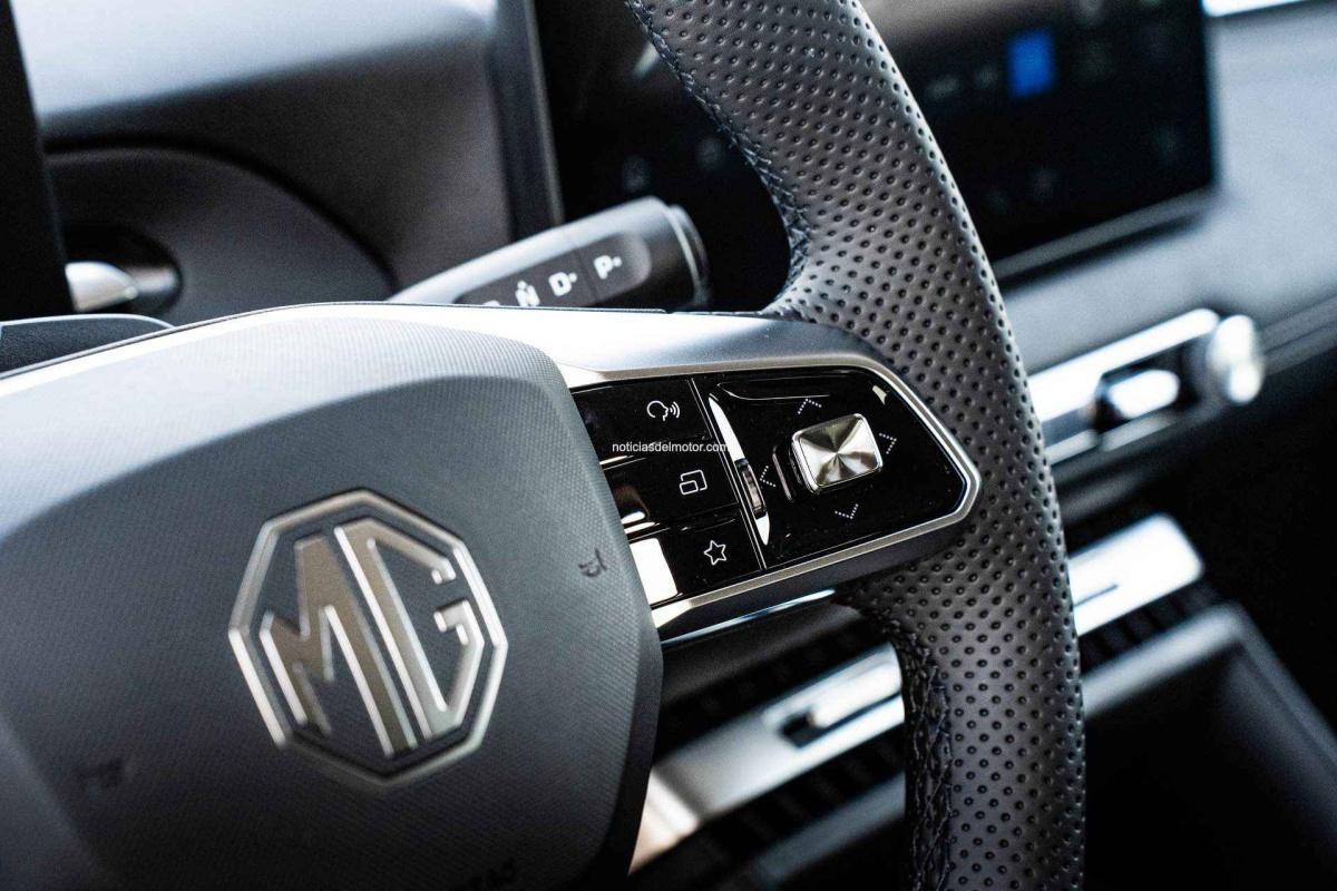 EL PRIMER VEHÍCULO EN ESPAÑA CON BATERÍAS SEMISÓLIDAS SERÁ UN MG EL PRIMER VEHÍCULO EN ESPAÑA CON BATERÍAS SEMISÓLIDAS SERÁ UN MG