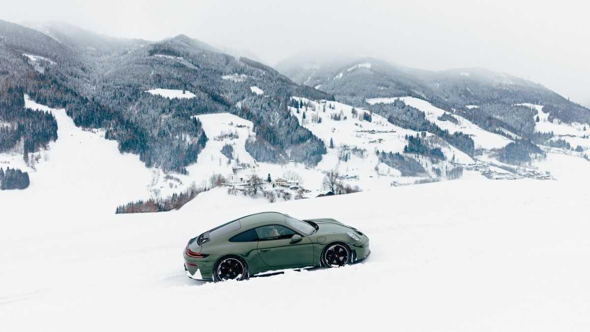 MODELO DE ANIVERSARIO: UNA VISITA A ZELL AM SEE MODELO DE ANIVERSARIO: UNA VISITA A ZELL AM SEE