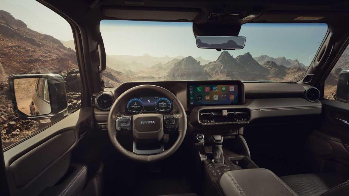 TOYOTA LAND CRUISER INCORPORA EL ACABADO GX E INTRODUCE NUEVA CONFIGURACIÓN 5 PLAZAS A TODA SU GAMA