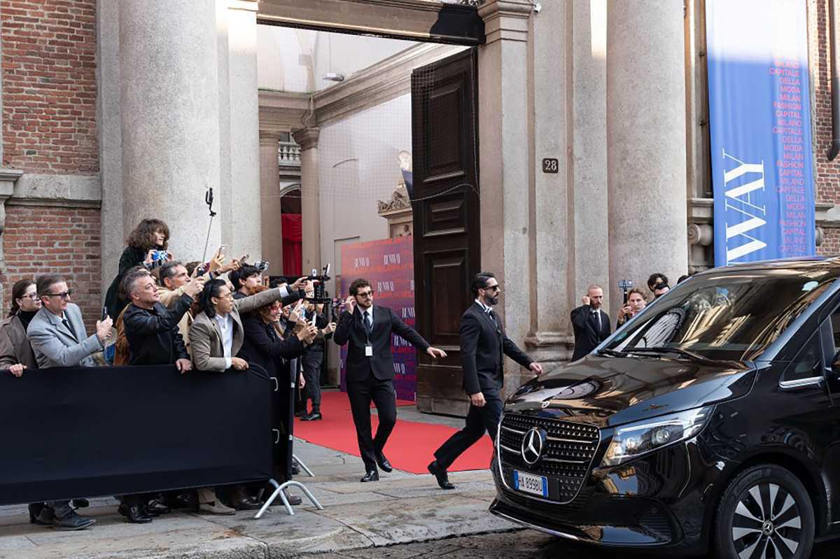 "EL ARTE DE LLEGAR": MERCEDES-MAYBACH SE UNE A "EL DIABLO VISTE DE PRADA 2" EN UNA CAMPAÑA GLOBAL CON MOTIVO DE SU ESPERADO ESTRENO