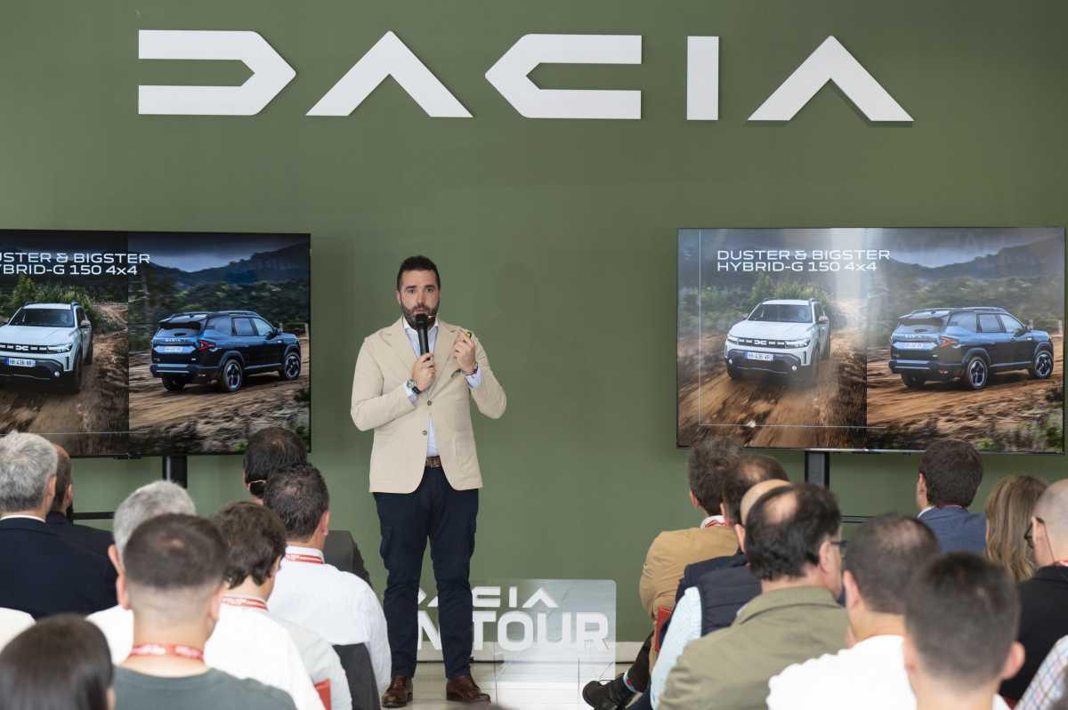DACIA LANZA EL PLAN “ADN” PARA 2026 CON FOCO EN CRECIMIENTO, ELECTRIFICACIÓN Y PRECIOS COMPETITIVOS DACIA LANZA EL PLAN “ADN” PARA 2026 CON FOCO EN CRECIMIENTO, ELECTRIFICACIÓN Y PRECIOS COMPETITIVOS
