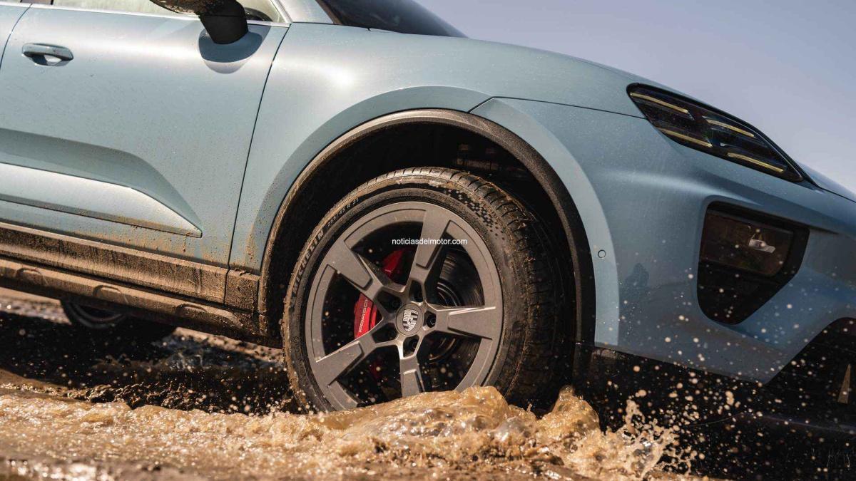 GUIADO POR LA TRADICIÓN, IMPULSADO POR LA ELECTRICIDAD: CRUZANDO LA BAHÍA DE MORECAMBE EN UN PORSCHE MACAN