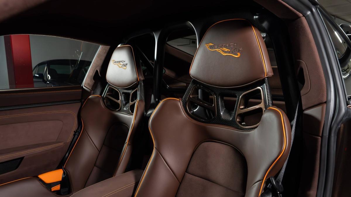 POTENCIA Y DISEÑO: UN 911 GT3 RS FUERA DE LO COMÚN POTENCIA Y DISEÑO: UN 911 GT3 RS FUERA DE LO COMÚN