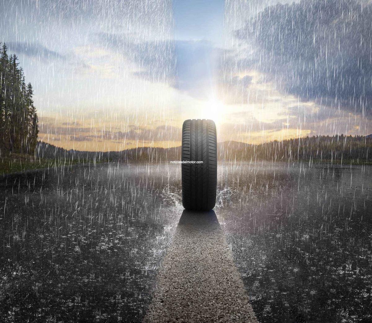 AQUAPLANING: CÓMO EL NEUMÁTICO MARCA LA DIFERENCIA