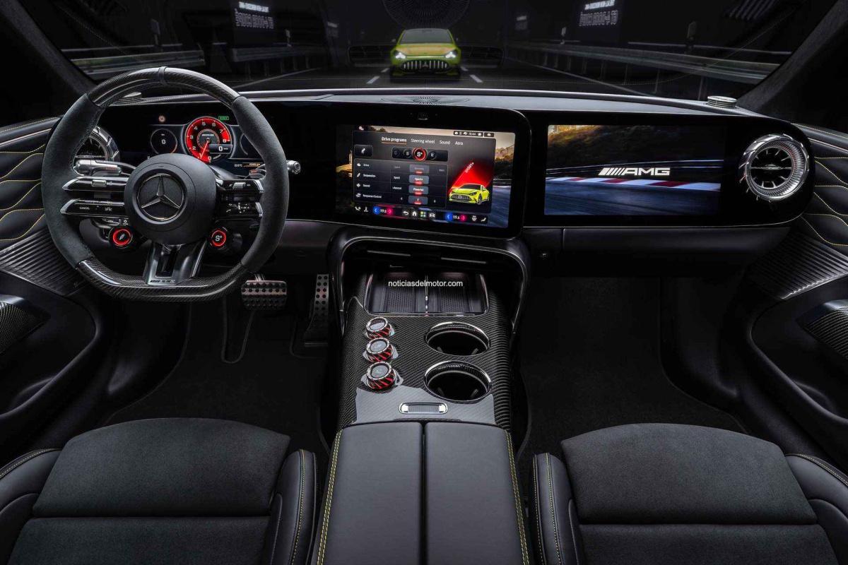EL NUEVO MERCEDES-AMG GT 4 PUERTAS COUPÉ: RENDIMIENTO REVOLUCIONARIO. MÁXIMA INTENSIDAD EL NUEVO MERCEDES-AMG GT 4 PUERTAS COUPÉ: RENDIMIENTO REVOLUCIONARIO. MÁXIMA INTENSIDAD