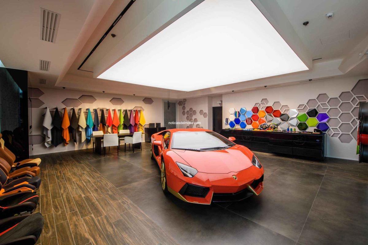 Automobili Lamborghini : AD PERSONAM CUMPLE 20 AÑOS: LA HISTORIA DEL PROGRAMA QUE REDEFINIÓ EL CONCEPTO DE PERSONALIZACIÓN Automobili Lamborghini : AD PERSONAM CUMPLE 20 AÑOS: LA HISTORIA DEL PROGRAMA QUE REDEFINIÓ EL CONCEPTO DE PERSONALIZACIÓN