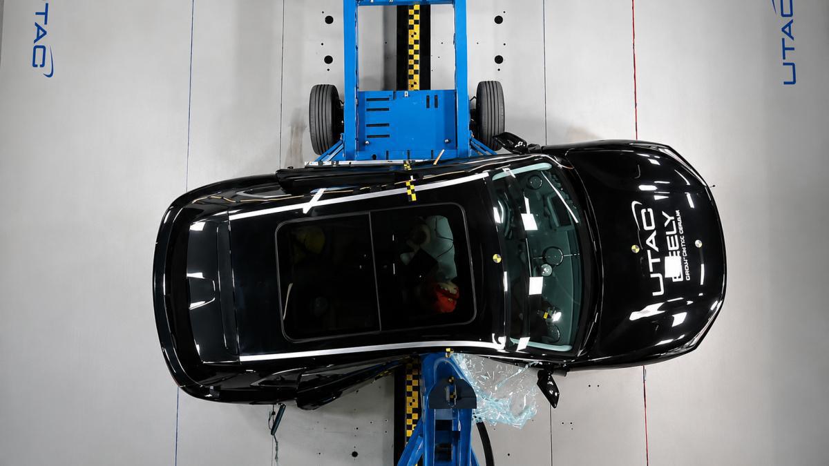 GEELY AUTO VA MÁS ALLÁ DE LOS ESTÁNDARES DE SEGURIDAD EUROPEOS SUPERANDO UNA PRUEBA DE CHOQUE EXTREMA