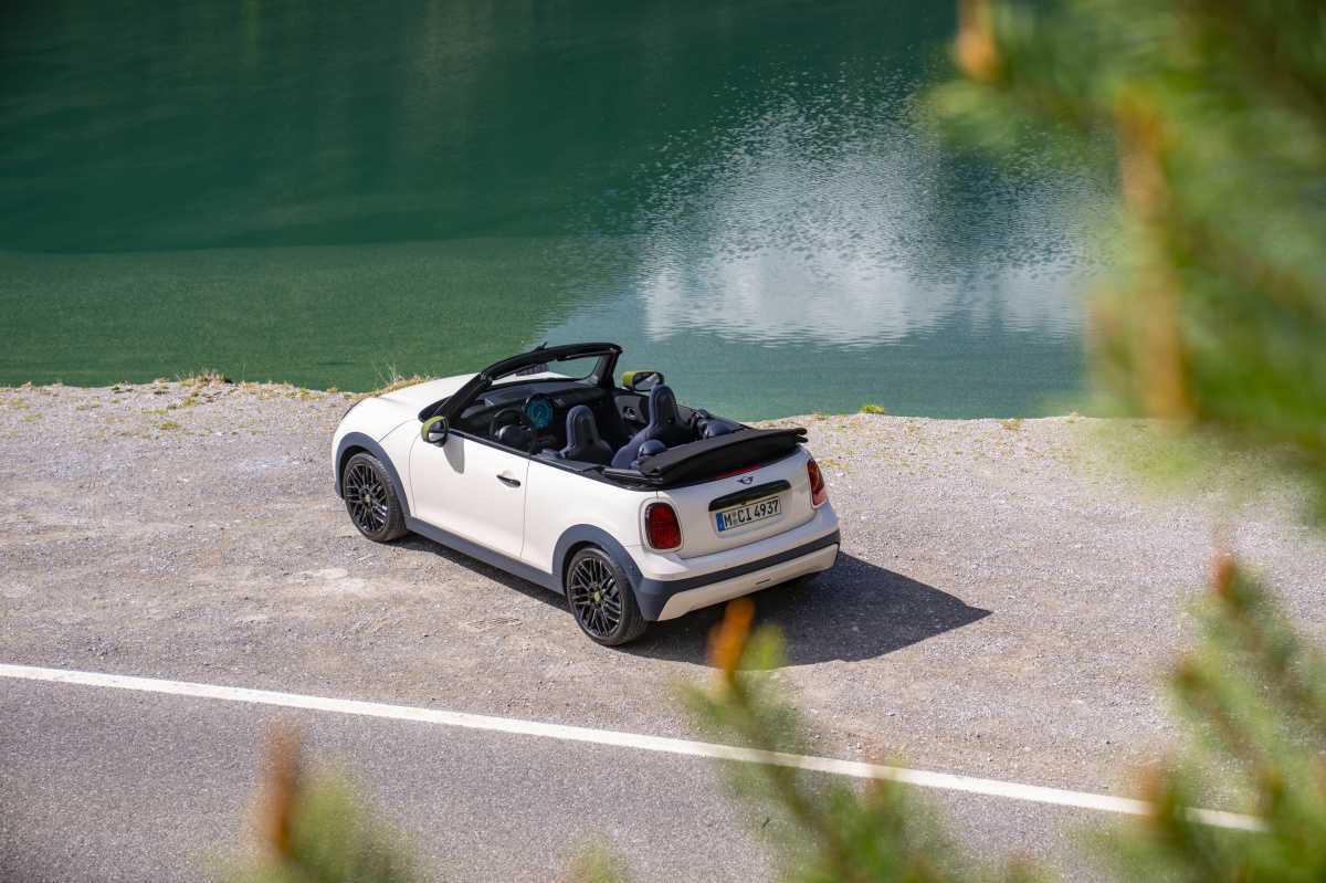 UNA COLABORACIÓN BRITÁNICA REINTERPRETADA: EL MINI PAUL SMITH EDITION