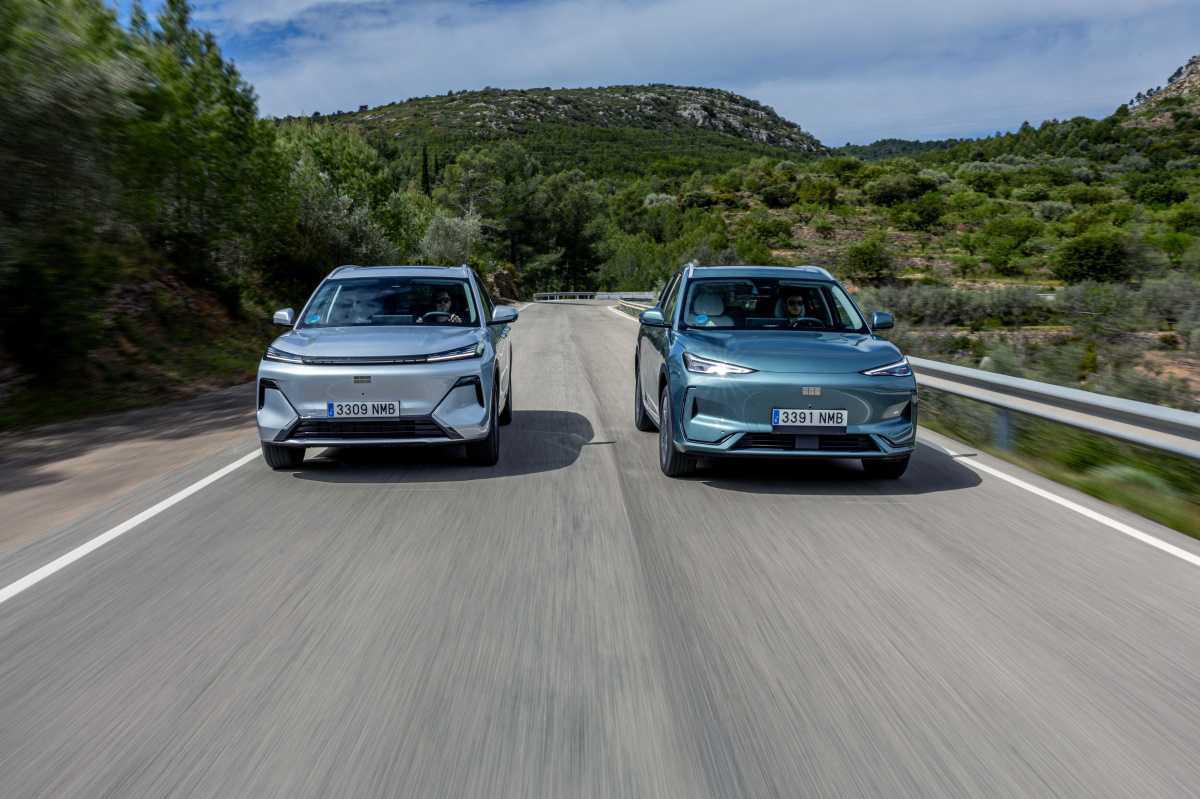 LA BATERÍA QUE PERMITE MÁS AUTONOMÍA, CARGA MÁS RÁPIDO, ES MÁS SEGURA Y DURA MÁS: ASÍ ES LA GEELY SHORT BLADE BATTERY LA BATERÍA QUE PERMITE MÁS AUTONOMÍA, CARGA MÁS RÁPIDO, ES MÁS SEGURA Y DURA MÁS: ASÍ ES LA GEELY SHORT BLADE BATTERY