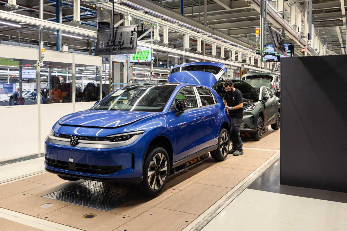 LA PLANTA DE SEAT & CUPRA EN MARTORELL INICIA LA PRODUCCIÓN DEL CUPRA RAVAL Y DEL VOLKSWAGEN ID. POLO PARA LIDERAR UNA NUEVA ERA DE LA MOVILIDAD EN EUROPA