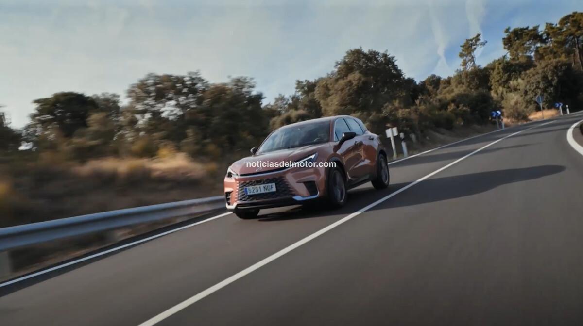 LA GAMA LEXUS LBX: PERSONALIDAD, DISEÑO Y EFICIENCIA DE LUJO