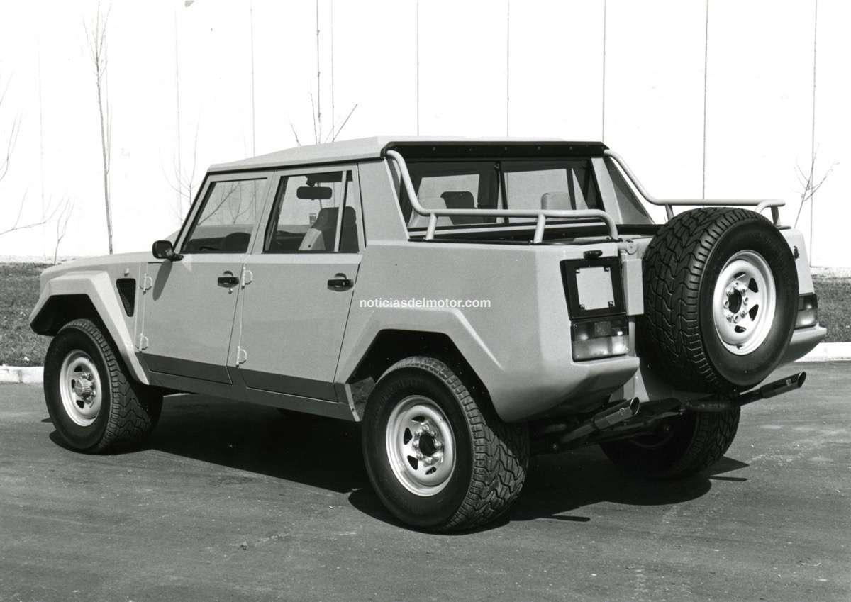 LAMBORGHINI LM002: 40 AÑOS DEL PRIMER SUPER SUV DE LA HISTORIA