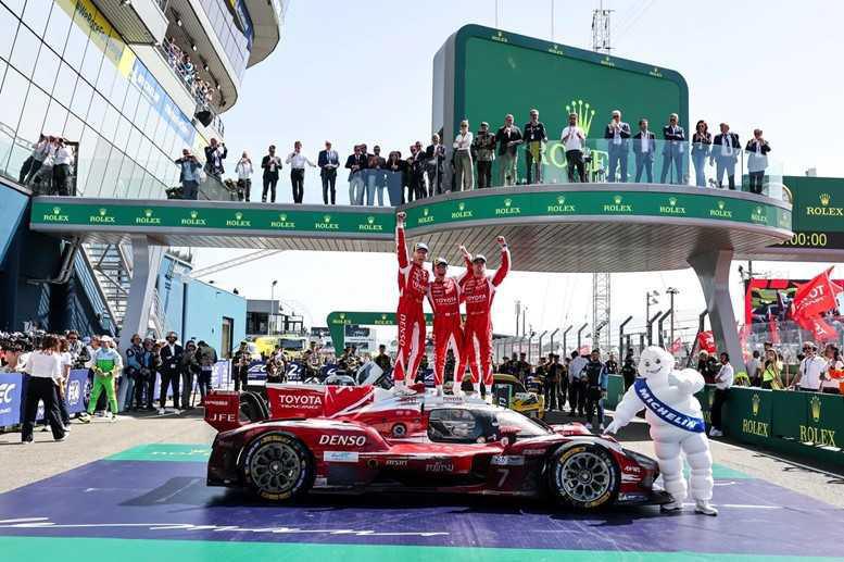 TOYOTA RACING logra una remontada épica y reina de nuevo cuatro años después en las 24 horas de Le Mans