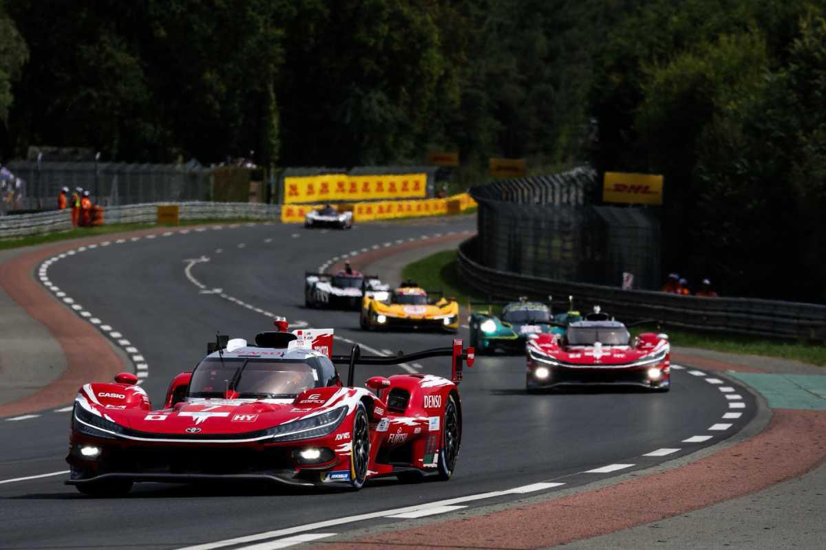 TOYOTA RACING logra una remontada épica y reina de nuevo cuatro años después en las 24 horas de Le Mans