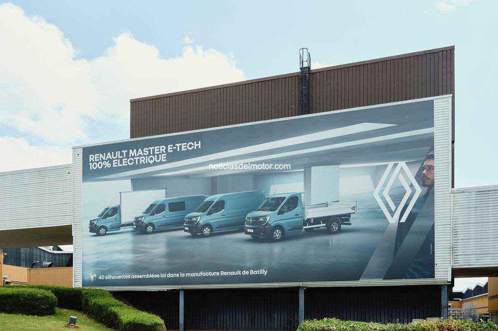 NUEVO SELLO “CONVERTED BY RENAULT”: UNA SOLUCIÓN DE TRANSFORMACIÓN LLAVE EN MANO NUEVO SELLO “CONVERTED BY RENAULT”: UNA SOLUCIÓN DE TRANSFORMACIÓN LLAVE EN MANO