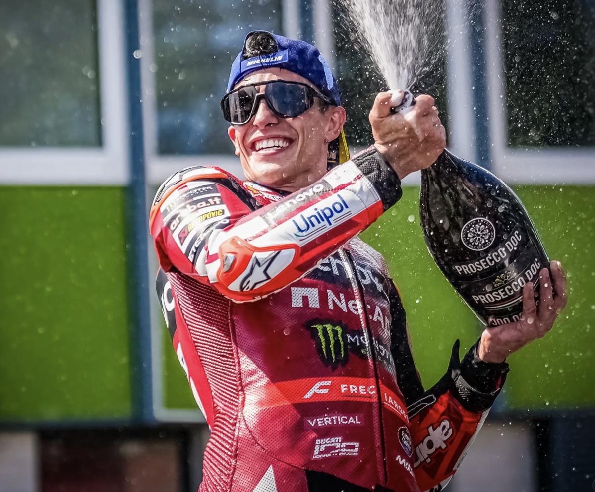 Un magistral Marc Márquez firma en Brno su segunda victoria consecutiva