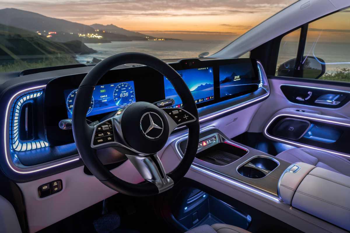 EL NUEVO MERCEDES-BENZ VLE ELÉCTRICO: COMBINA LA COMODIDAD Y EL COMPORTAMIENTO DE UNA BERLINA CON LA VERSATILIDAD DE UN MONOVOLUMEN
