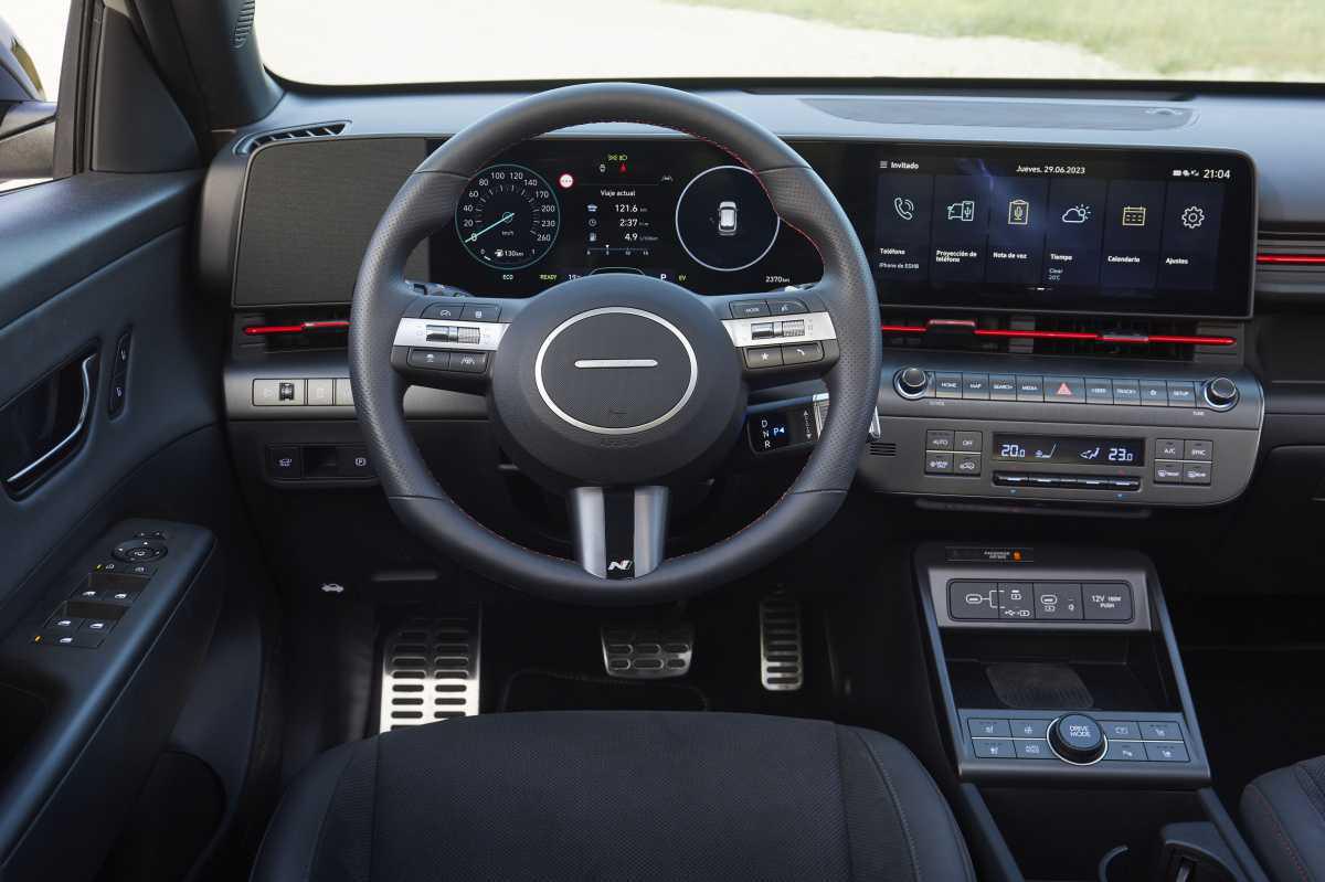 HYUNDAI KONA: EFICIENCIA Y BAJO COSTE DE USO PARA CADA ESTILO DE VIDA HYUNDAI KONA: EFICIENCIA Y BAJO COSTE DE USO PARA CADA ESTILO DE VIDA