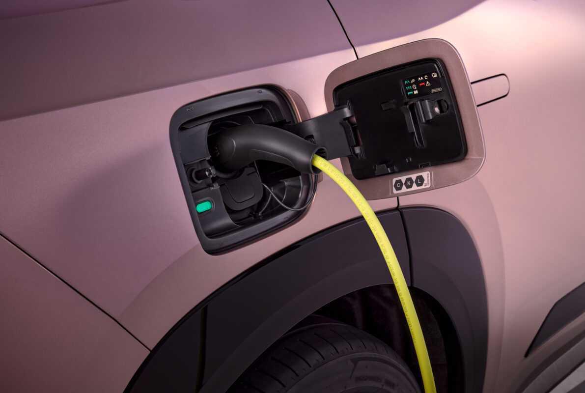 EL ŠKODA PEAQ: EL NUEVO BUQUE INSIGNIA DE ŠKODA AMPLÍA LA CARTERA ELÉCTRICA DE LA MARCA EL ŠKODA PEAQ: EL NUEVO BUQUE INSIGNIA DE ŠKODA AMPLÍA LA CARTERA ELÉCTRICA DE LA MARCA