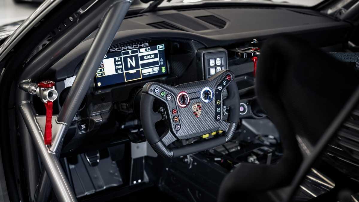 PORSCHE PRESENTA EL NUEVO 911 GT4 R, UN COCHE PARA LA COMPETICIÓN GLOBAL DE CLIENTES