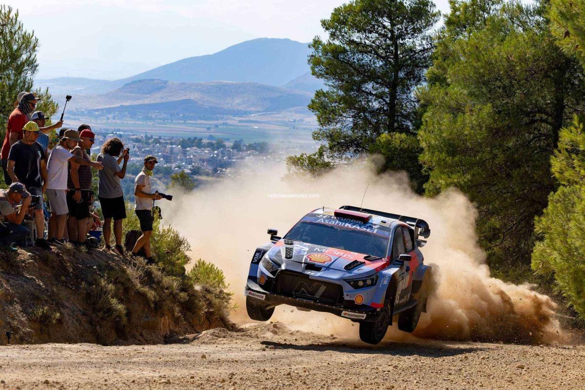 Rally Acrópolis: Thierry Neuville y Martijn Wydaeghe terminan segundos tras frustrarse la lucha por la victoria en la jornada final