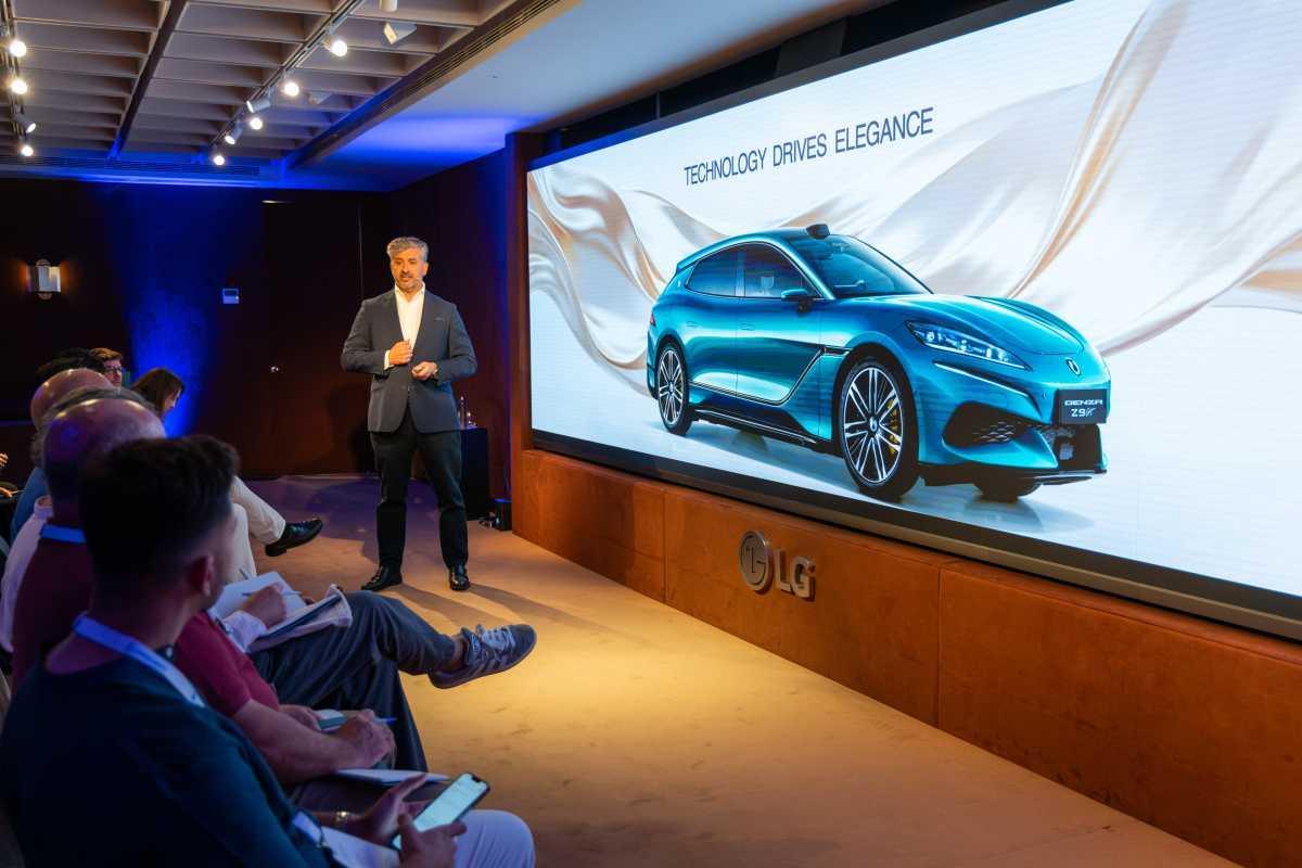 DENZA, LA MARCA PREMIUM DE BYD, SE PRESENTA OFICIALMENTE EN ESPAÑA JUNTO A LA TECNOLOGÍA DE CARGA ULTRARRÁPIDA FLASH CHARGING DENZA, LA MARCA PREMIUM DE BYD, SE PRESENTA OFICIALMENTE EN ESPAÑA JUNTO A LA TECNOLOGÍA DE CARGA ULTRARRÁPIDA FLASH CHARGING
