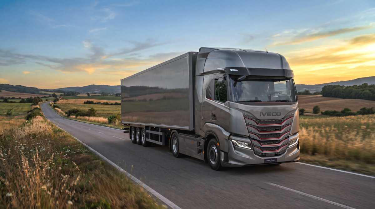 IVECO PRESENTA EN IVECO EXPERIENCE 2026 SU RENOVADA VISIÓN DE MARCA, IMPULSANDO SU EVOLUCIÓN COMO SOCIO PREMIUM CON LA NUEVA GAMA MY26