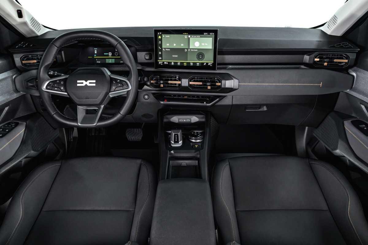 NUEVO DACIA STRIKER: LO MEJOR DE TRES MUNDOS