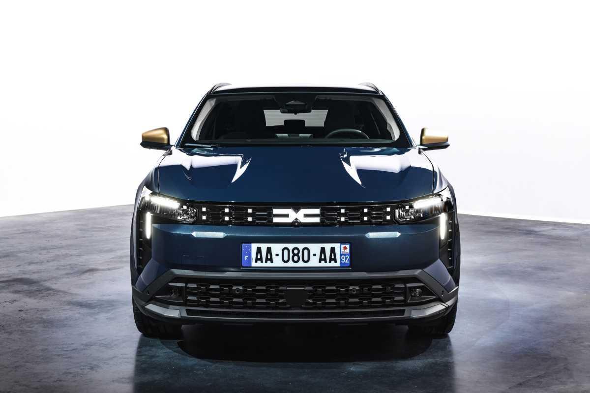 NUEVO DACIA STRIKER: LO MEJOR DE TRES MUNDOS NUEVO DACIA STRIKER: LO MEJOR DE TRES MUNDOS
