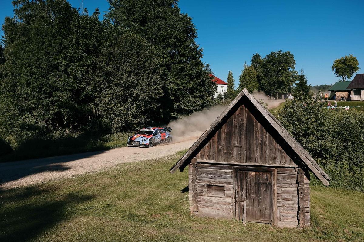 Rally de Estonia: Adrien Fourmaux y Alexandre Coria, de Hyundai Motorsport, consiguen el tercer puesto