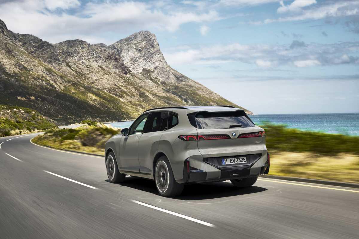 CINCO GENERACIONES DE INNOVACIÓN Y TECNOLOGÍA EN EL BMW X5