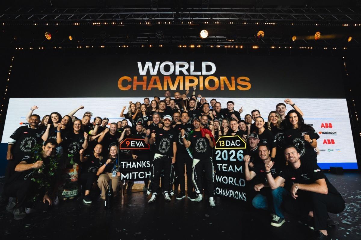 JAGUAR TCS RACING HACE HISTORIA: BICAMPEÓN DEL MUNDO DE EQUIPOS DE LA ABB FIA FÓRMULA E 2025/26