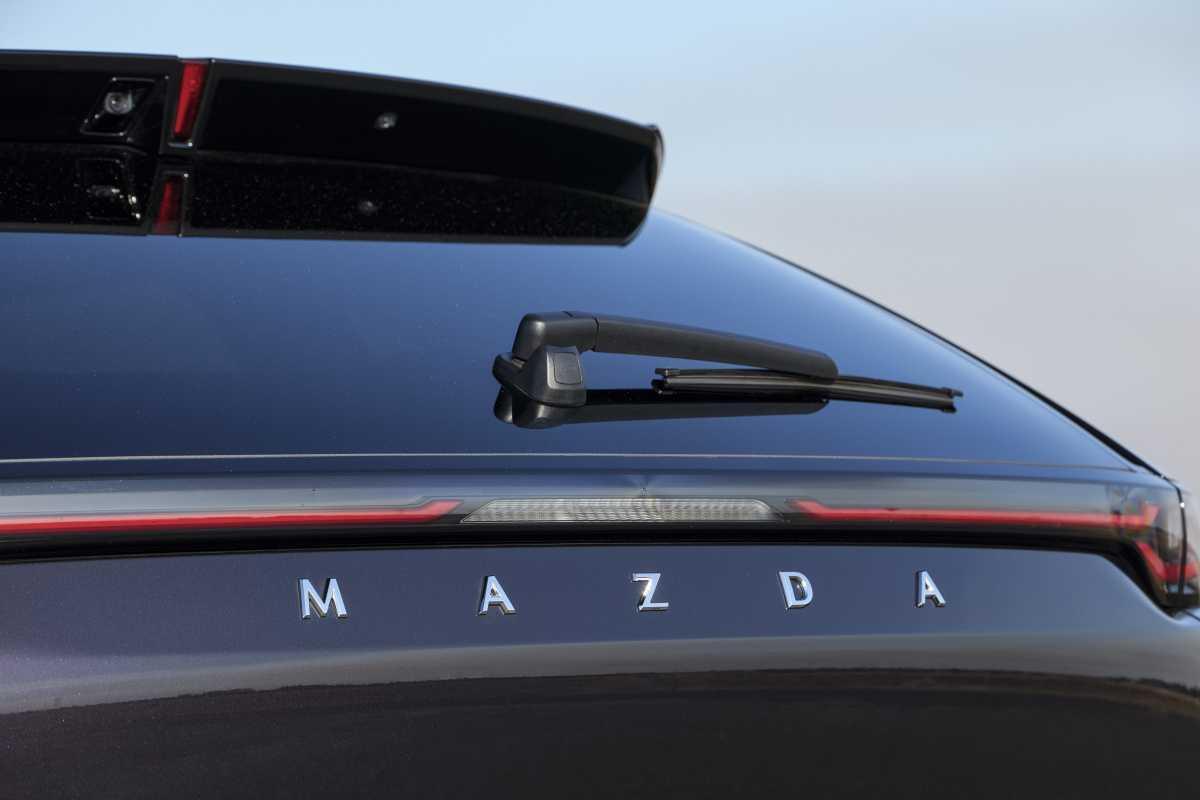 Mazda presenta el nuevo Mazda CX-6e a los medios europeos