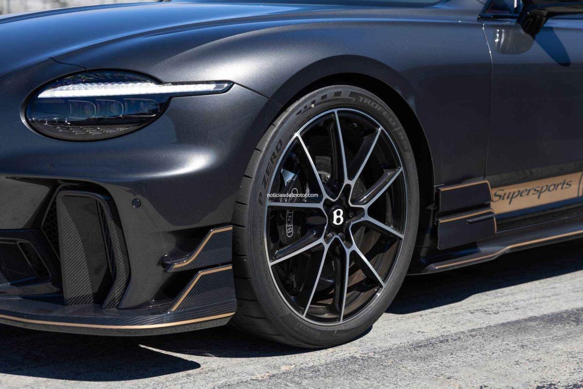 LOS PIRELLI P ZERO TROFEO RS LLEVAN AL EXTREMO LA ACELERACIÓN LATERAL DEL BENTLEY SUPERSPORTS: 1,3 G