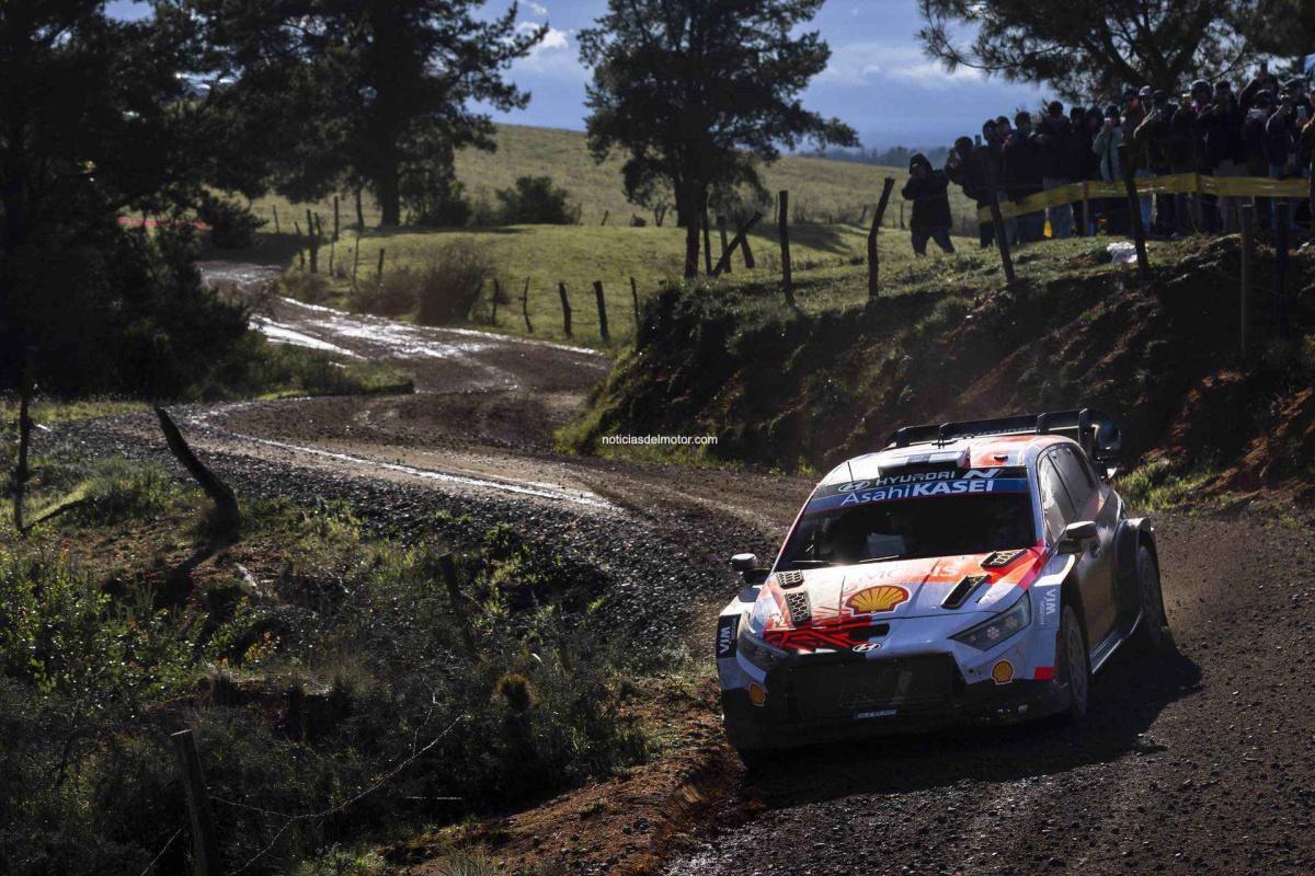 Rally de Chile: El equipo Hyundai Shell Mobis World Rally Team sigue a las puertas del podio antes del día final Rally de Chile: El equipo Hyundai Shell Mobis World Rally Team sigue a las puertas del podio antes del día final